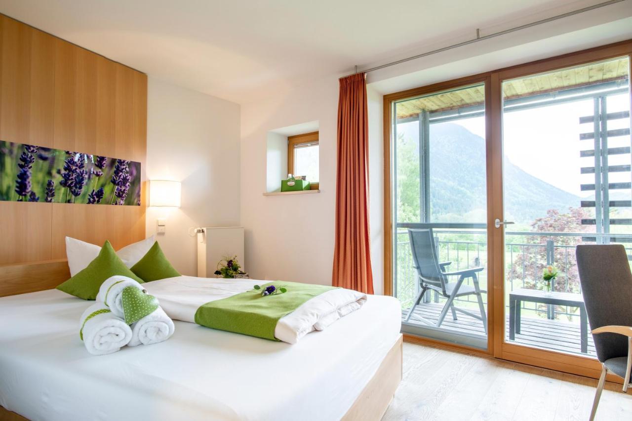 Hotel Alpenblick Ohlstadt Exterior photo